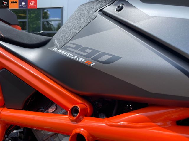 ktm - 1290-super-duke-rr
