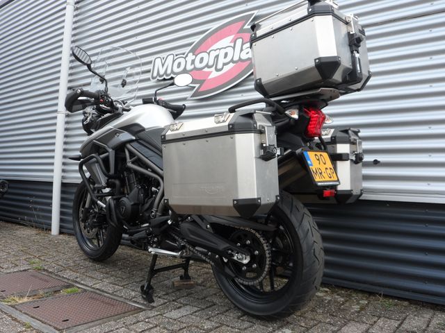 triumph - tiger-800-xrx