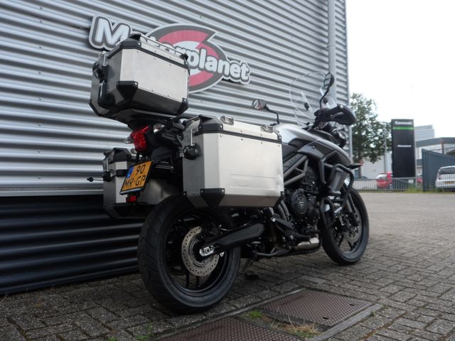 triumph - tiger-800-xrx
