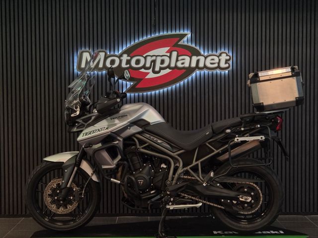 triumph - tiger-800-xrx