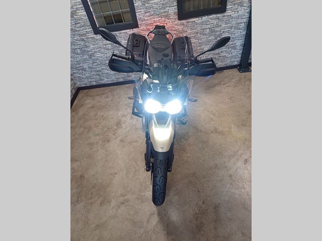 moto-guzzi - v-85-tt-travel-850