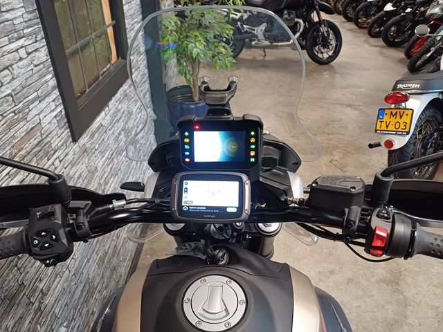 moto-guzzi - v-85-tt-travel-850