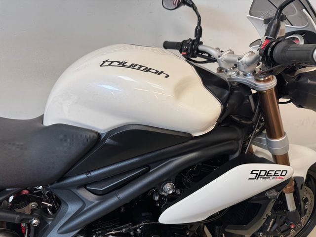 triumph - speed-triple-1050-abs
