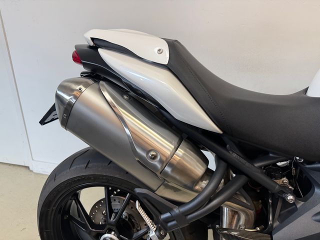 triumph - speed-triple-1050-abs