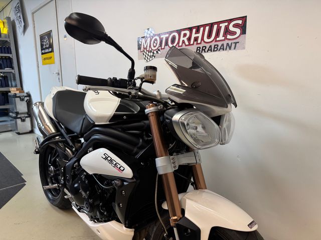 triumph - speed-triple-1050-abs