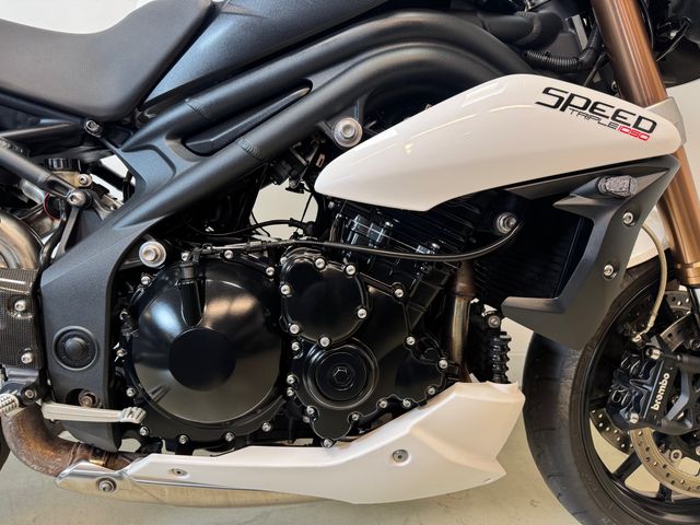 triumph - speed-triple-1050-abs
