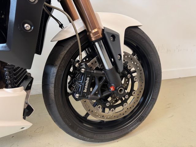 triumph - speed-triple-1050-abs