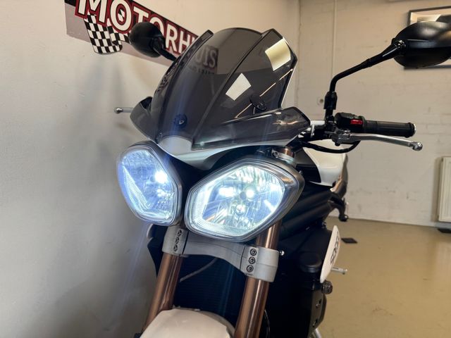 triumph - speed-triple-1050-abs