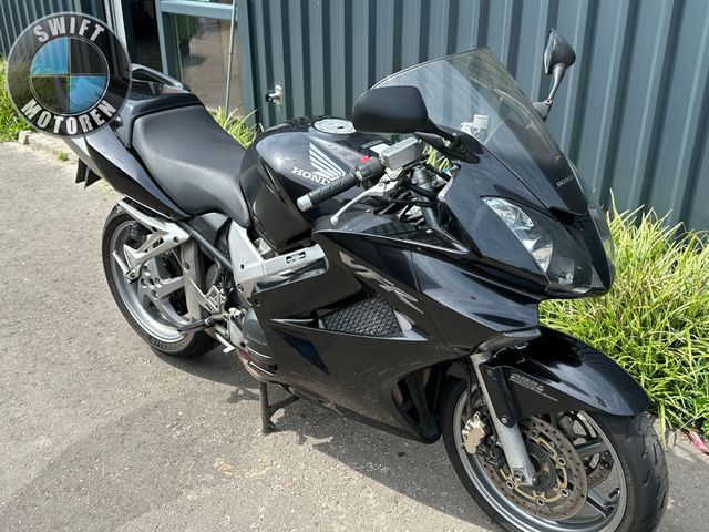 honda - vfr-800