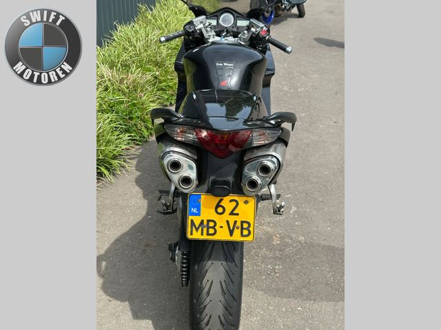 honda - vfr-800
