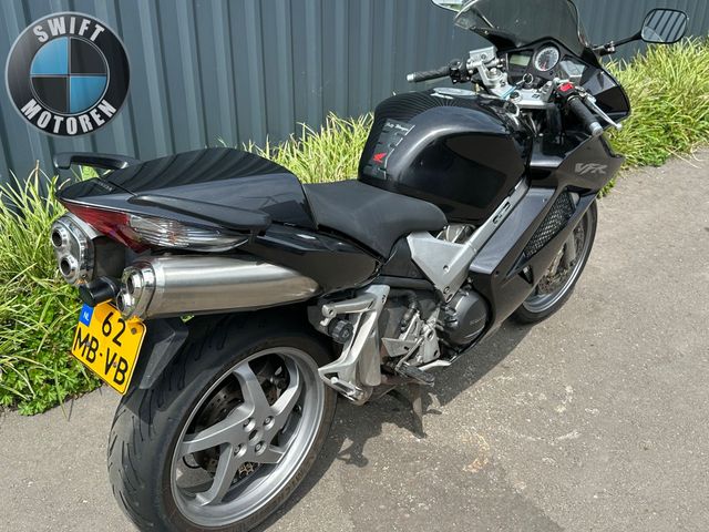 honda - vfr-800