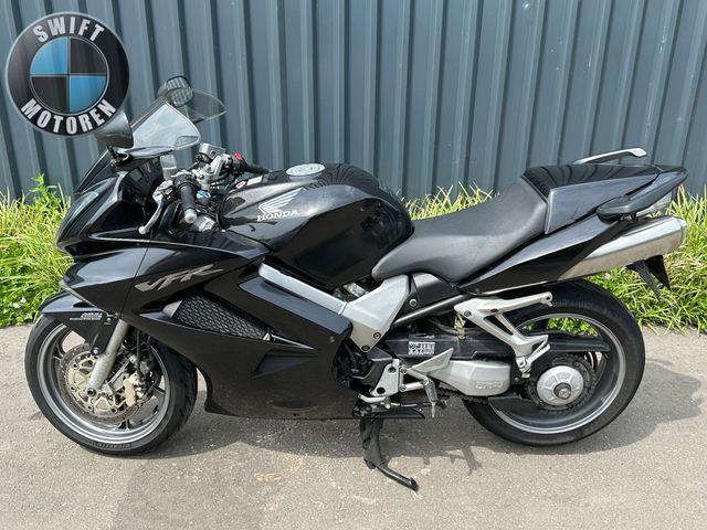 honda - vfr-800