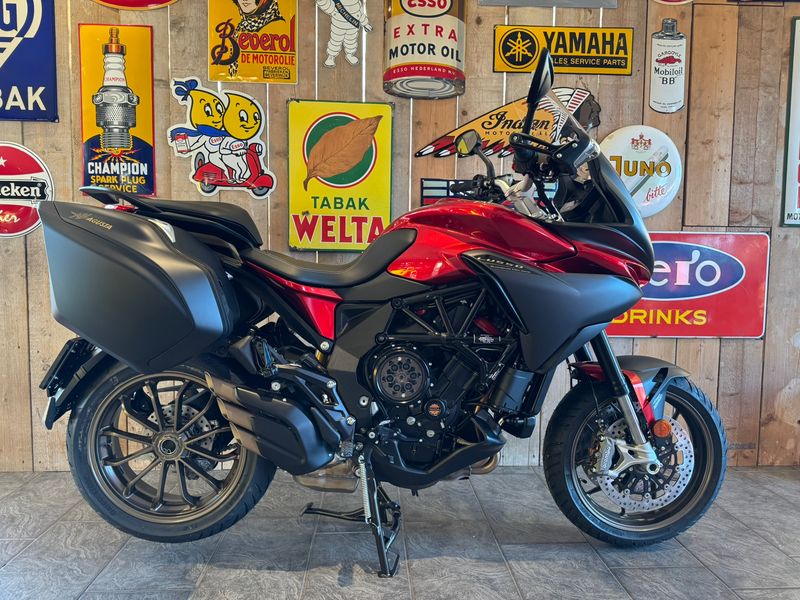 MV Agusta Turismo Veloce  Lusso SCS 2025 nieuw