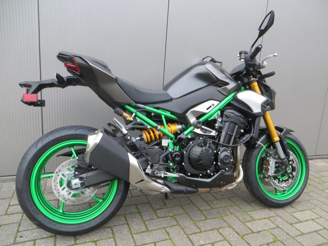 kawasaki - z900-se
