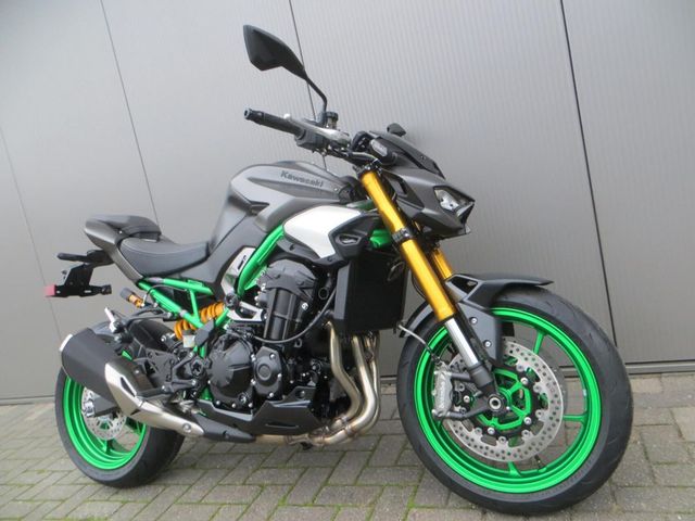 kawasaki - z900-se