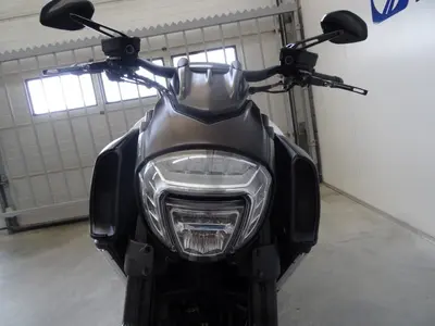 DUCATI DIAVEL CARBON – foto 4