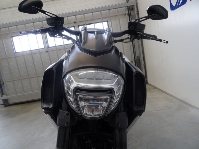ducati - diavel-carbon