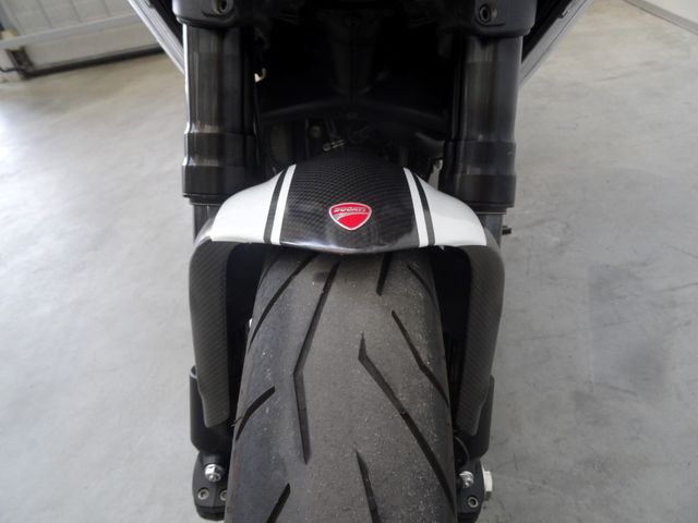 ducati - diavel-carbon