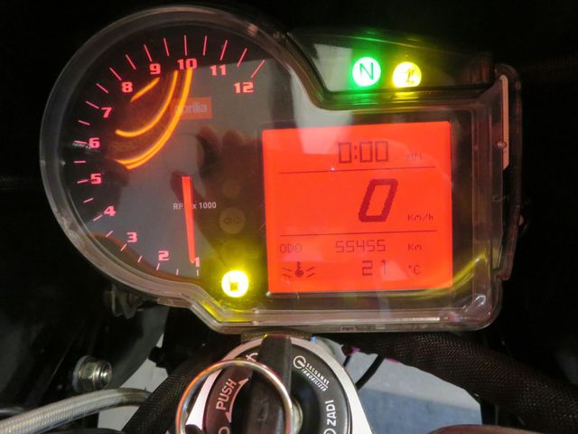 aprilia - tuono-1000-r
