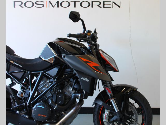 ktm - 1290-super-duke-r