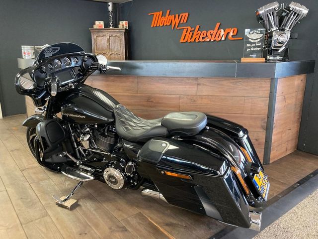 harley-davidson - street-glide-cvo-flhxse