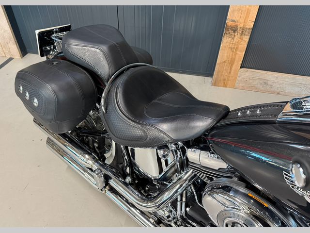 harley-davidson - deluxe--heritage-special-flstni