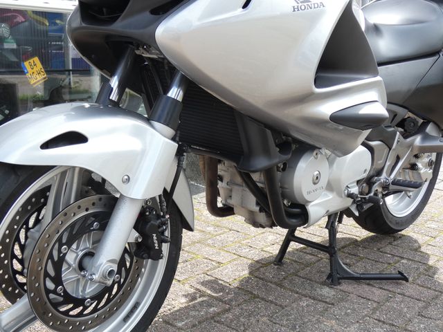 honda - nt-700-v-deauville