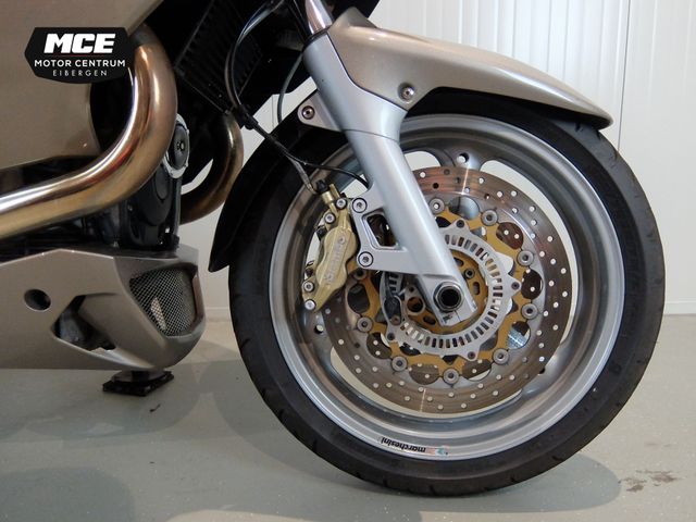 moto-guzzi - norge-1200-gtl