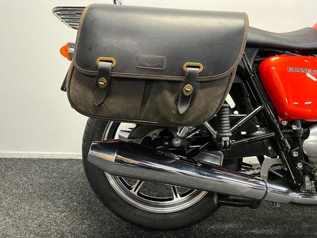 triumph - bonneville-se