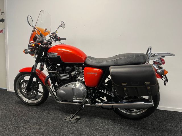 triumph - bonneville-se