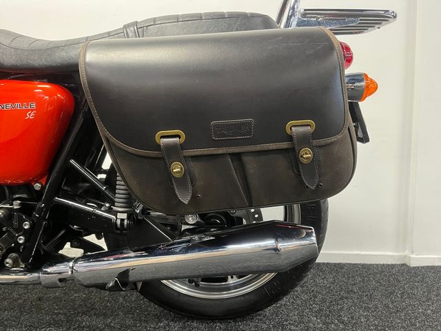 triumph - bonneville-se