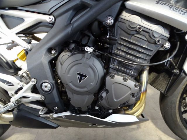 triumph - speed-triple-1200-rs