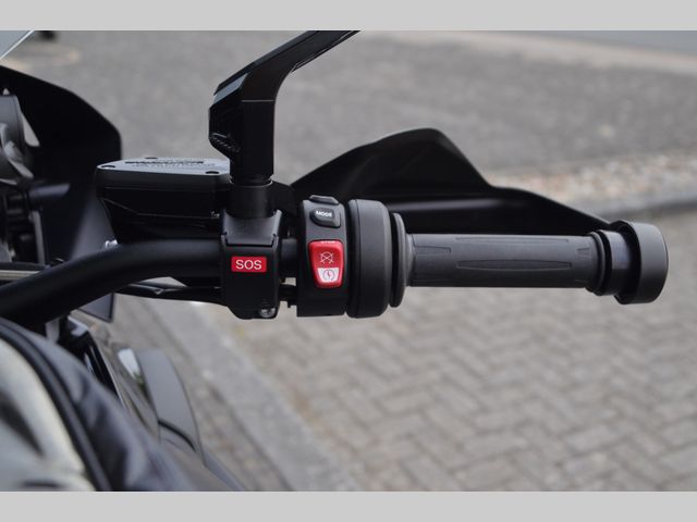bmw - r-1250-gs-triple-black
