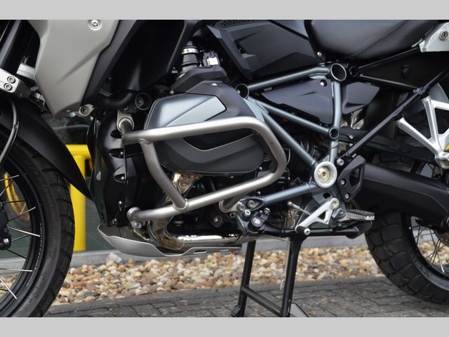 bmw - r-1250-gs-triple-black