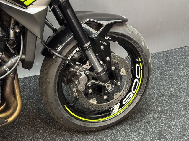 kawasaki - z900