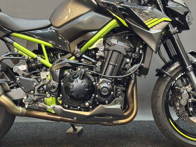 kawasaki - z900