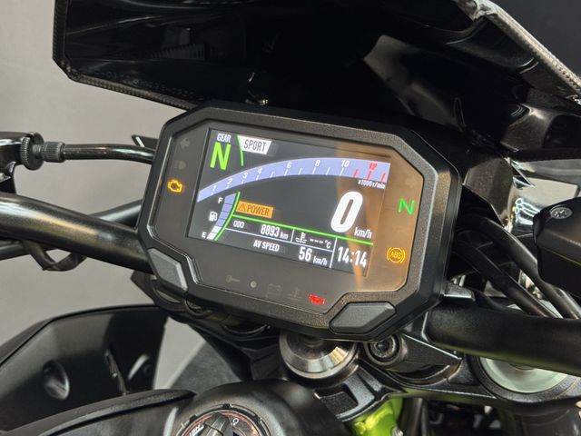 kawasaki - z900
