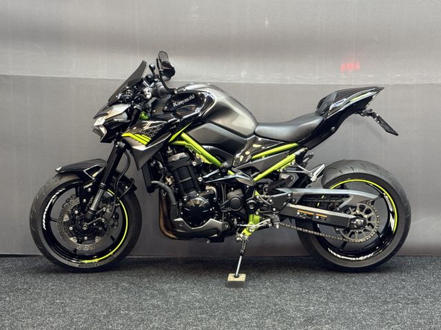 kawasaki - z900