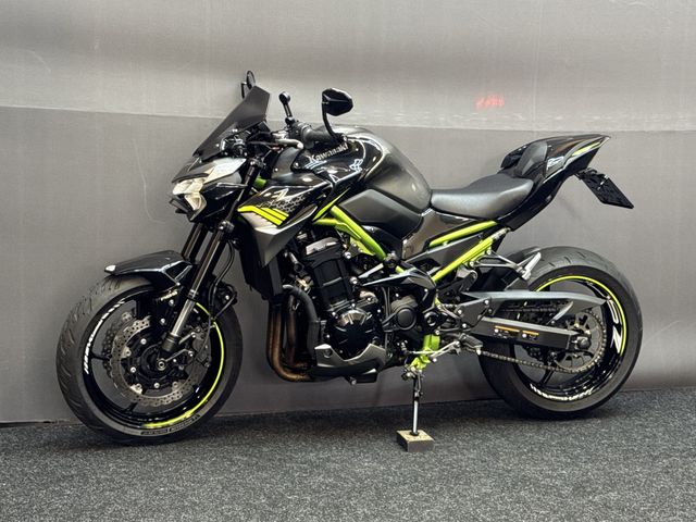 kawasaki - z900
