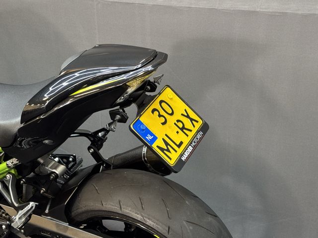 kawasaki - z900