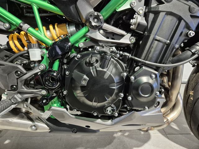 kawasaki - z900-se