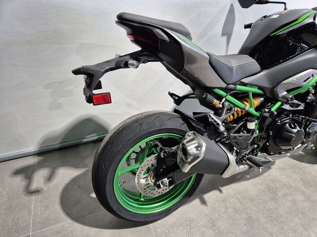 kawasaki - z900-se