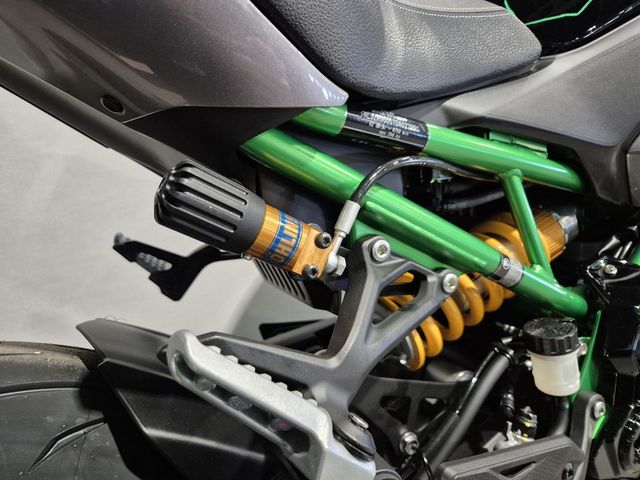kawasaki - z900-se