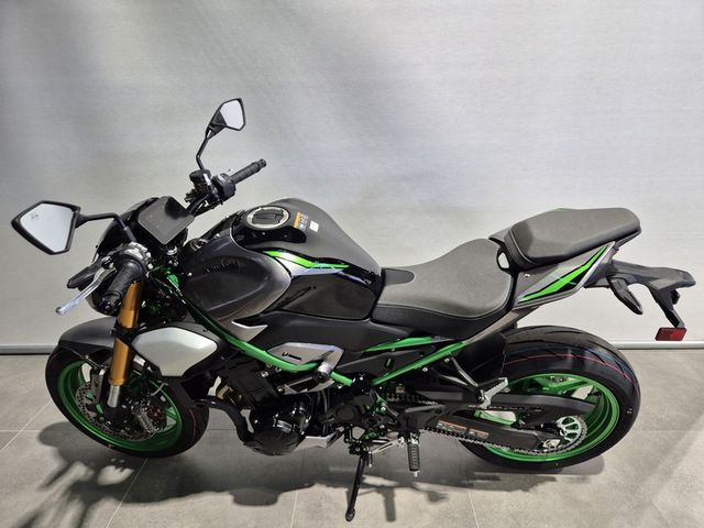 kawasaki - z900-se