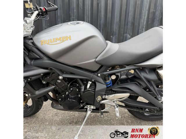 triumph - street-triple-r