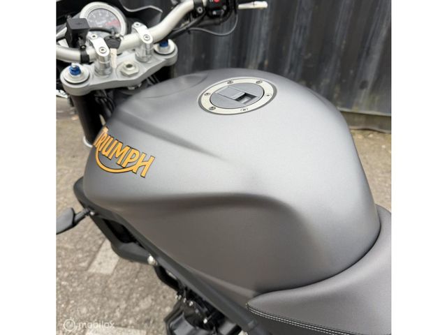 triumph - street-triple-r