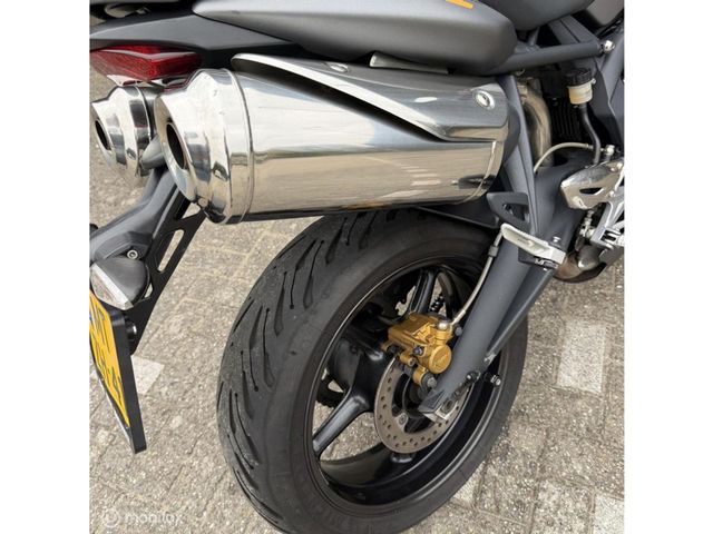 triumph - street-triple-r