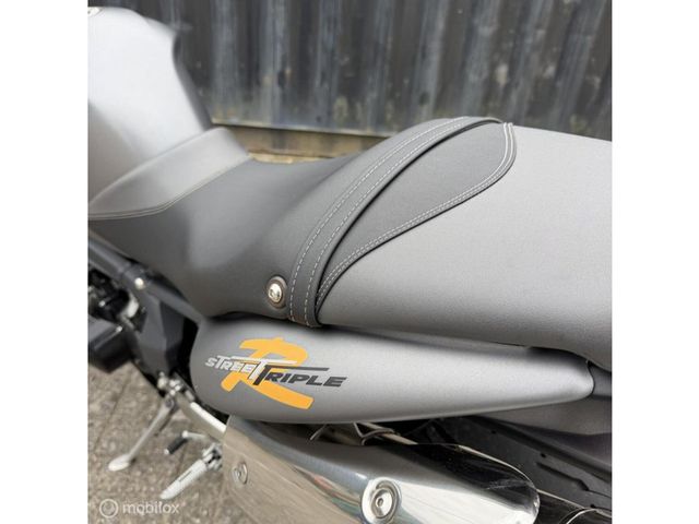 triumph - street-triple-r