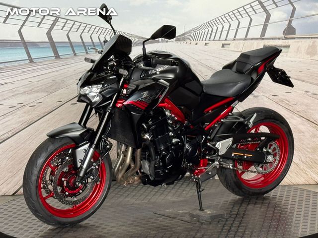 kawasaki - z900