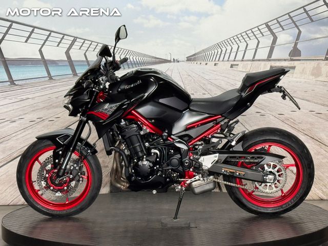 kawasaki - z900